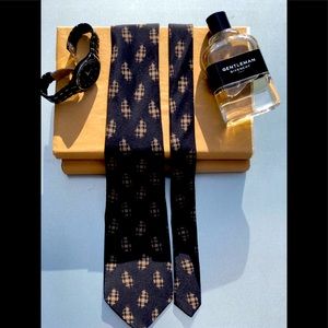 FENDI  Black Necktie Luxury Designer 100% Silk